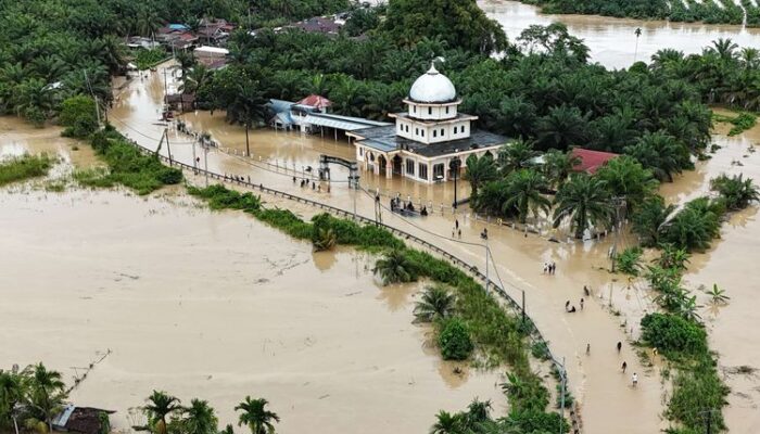 Banjir Asia Tenggara Tewaskan 245 Orang, Sumatera dan Vietnam Paling Parah