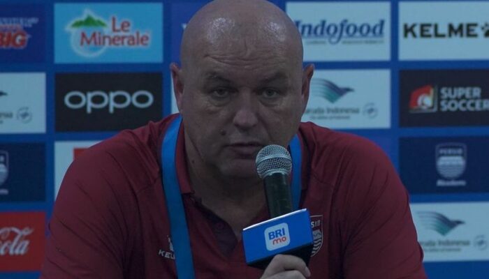 Bojan Hodak Tak Tahan Lagi, Pemain Persib Bandung Dibuang!