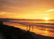 Jam Berapa Sunrise Pangandaran? Ini Lokasi dan Tips Menikmati Pemandangan!