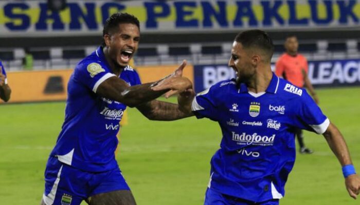 Ramon Tanque Memenuhi Kepercayaan Bobotoh dengan Dua Gol di GBLA, Semua Cinta Ramon
