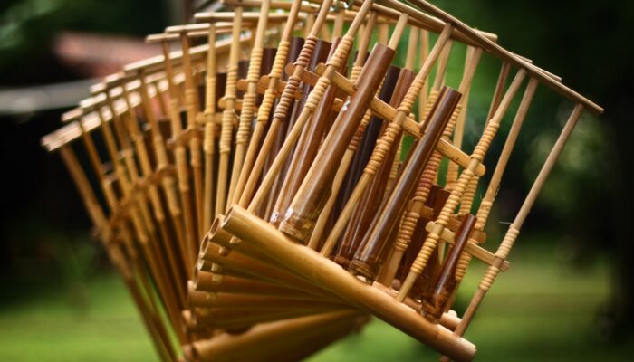 Alat Musik Tradisional Jawa Barat yang Unik dan Memiliki Sejarah Panjang