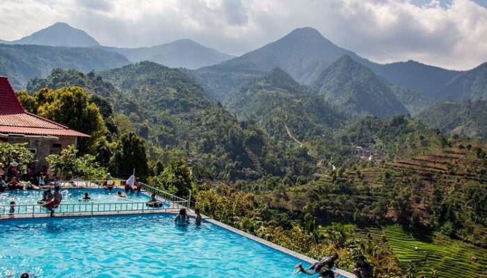 Empat Kafe Terbaik di Bandung untuk Nongkrong Akhir Pekan dengan Harga Hemat
