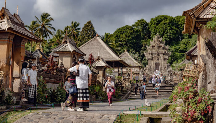 Konten Negatif di Bali Picu Wisatawan Sepi, Ini Dampaknya pada Pariwisata Lokal