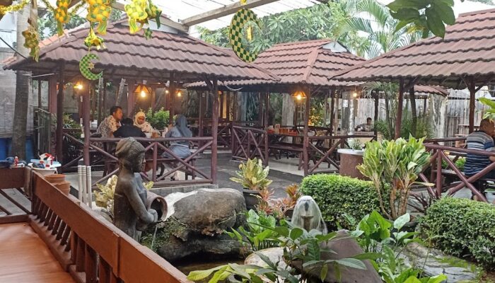 9 tempat makan khas desa di Tangerang: sajian lesehan dan masakan lokal