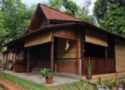 Apa Itu Rumah Adat Jawa Barat dan Maknanya dalam Budaya Sunda