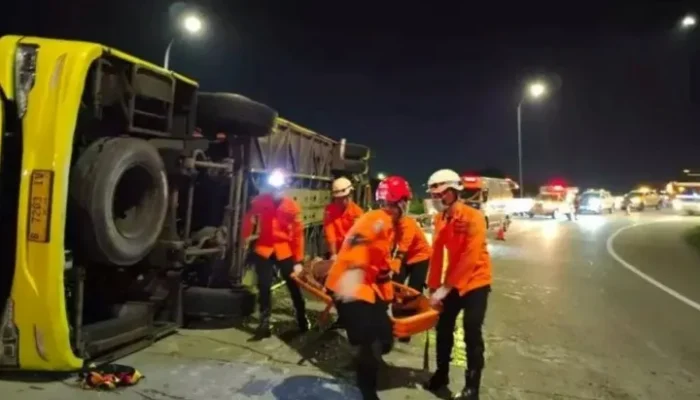 Tragedi Bus Terguling di Exit Tol Krapyak, 15 Tewas