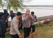 Tragedi Petir di Haurgeulis: Dua Petani Indramayu Tewas Tersambar Saat Menanam Padi