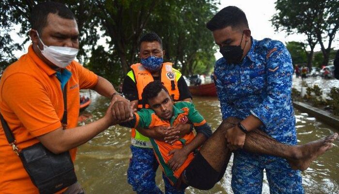 Korban Banjir Sumatra: 1.138 Jiwa Tewas, 163 Hilang, 449 Ribu Mengungsi
