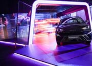 Tesla Tumbang di Eropa? Penjualan 2025 Meroket, BYD dan Kesalahan Musk Jadi Pemicu