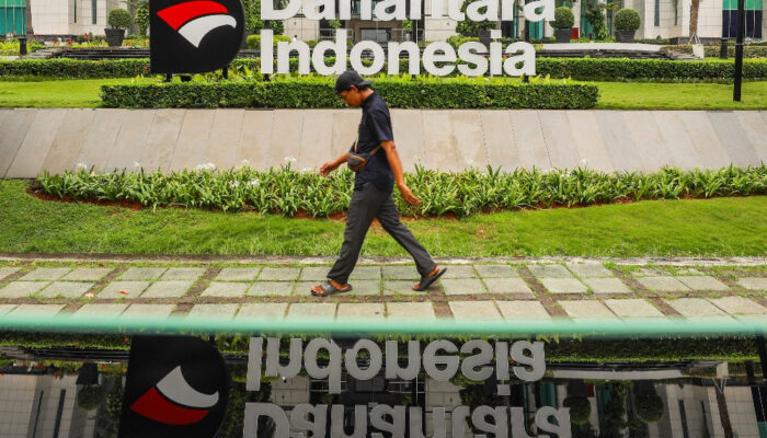 Danantara Percepat Pengurangan BUMN, Pangkas Belasan Anak Usaha TLKM dan SMGR